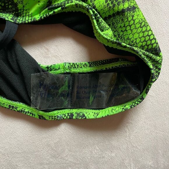 Fashion Nova Plus Size 3X Neon Green Snake Skin One Piece Bathing Suit - Picture 5 of 7